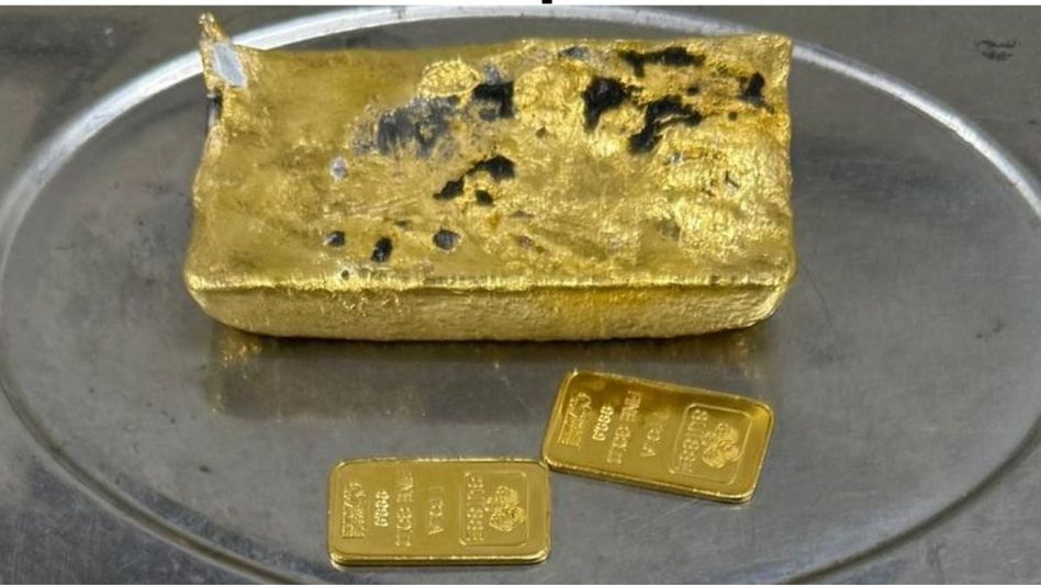 Manipur man arrested for smuggling gold worth Rs 72 lakh at Delhi airport Manipur man arrested for smuggling gold worth Rs 72 lakh at Delhi airport
