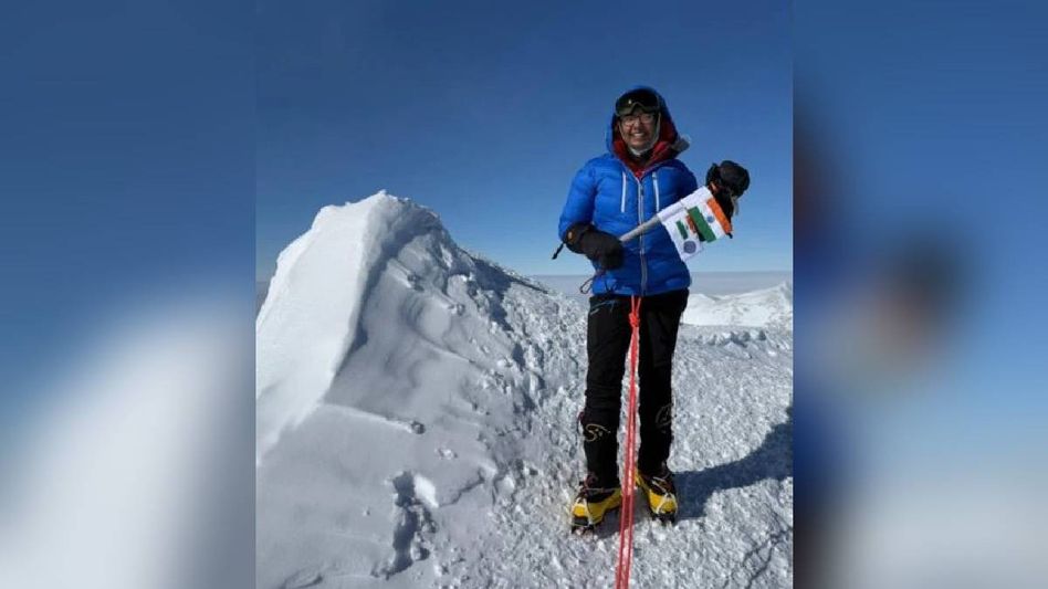 17-year-old Kaamya Karthikeyan becomes youngest woman to complete Seven Summits Challenge 17-year-old Kaamya Karthikeyan becomes youngest woman to complete Seven Summits Challenge