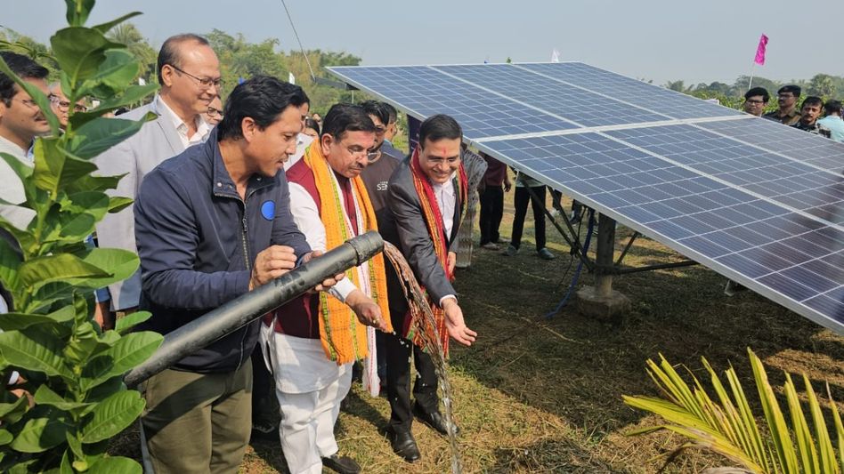 Tripura achieves 10 times growth in solar energy generation over 6.5 years: Union Minister Pralhad Joshi Tripura achieves 10 times growth in solar energy generation over 6.5 years: Union Minister Pralhad Joshi