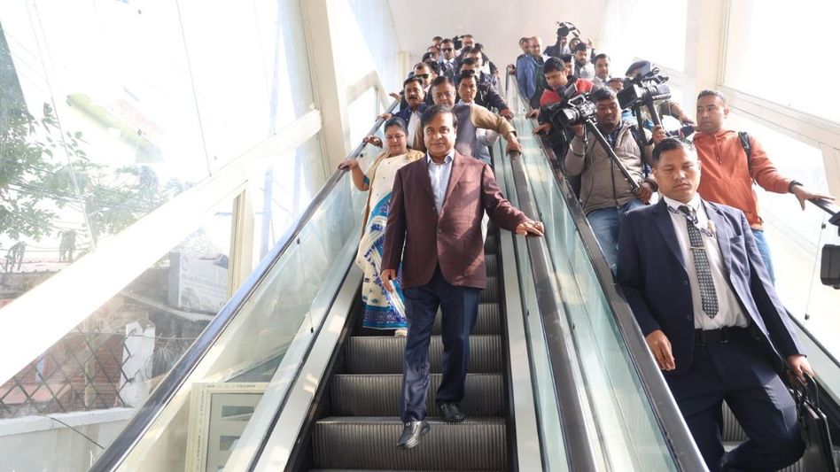 Himanta Biswa Sarma inaugurates footbridge in Guwahati to boost urban infrastructure Himanta Biswa Sarma inaugurates footbridge in Guwahati to boost urban infrastructure
