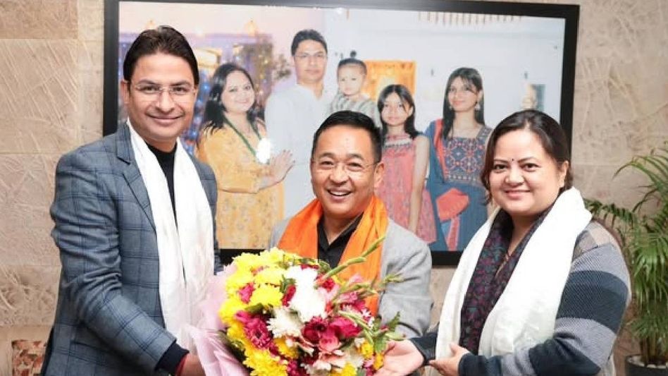 Sikkim CM Tamang meets Darjeeling MP Raju Bista, emphasises regional cooperation Sikkim CM Tamang meets Darjeeling MP Raju Bista, emphasises regional cooperation