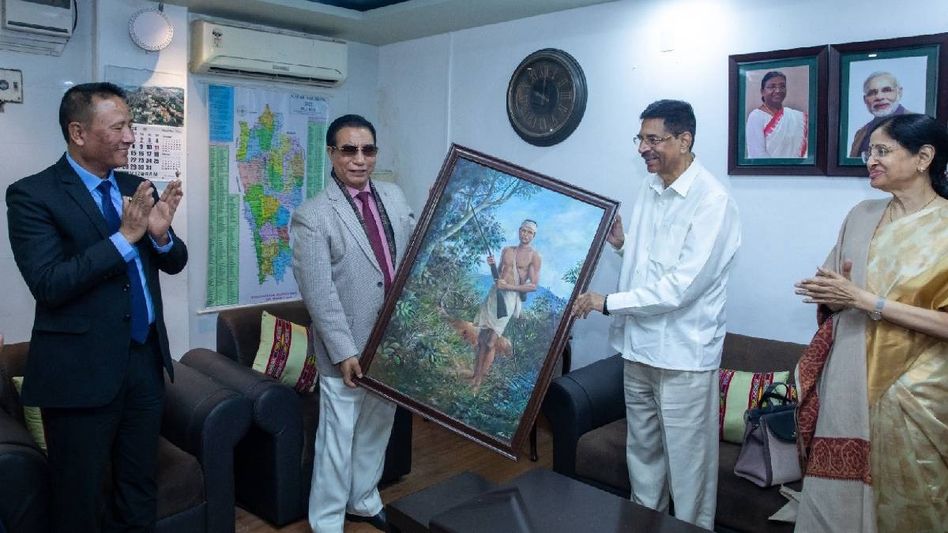 Mizoram CM bids farewell to outgoing Governor Dr. Kambhampati Mizoram CM bids farewell to outgoing Governor Dr. Kambhampati