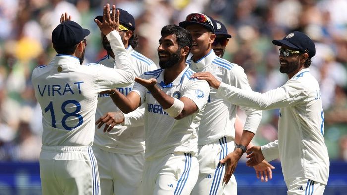 India's struggle on cricket field raises credible doubt over future: Has glamour taken over sportsmanship? (Photo: BCCI)