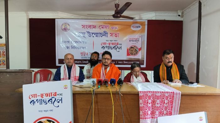 Meghalaya opens Mawjymbuin Cave for daily worship with environmental safeguards