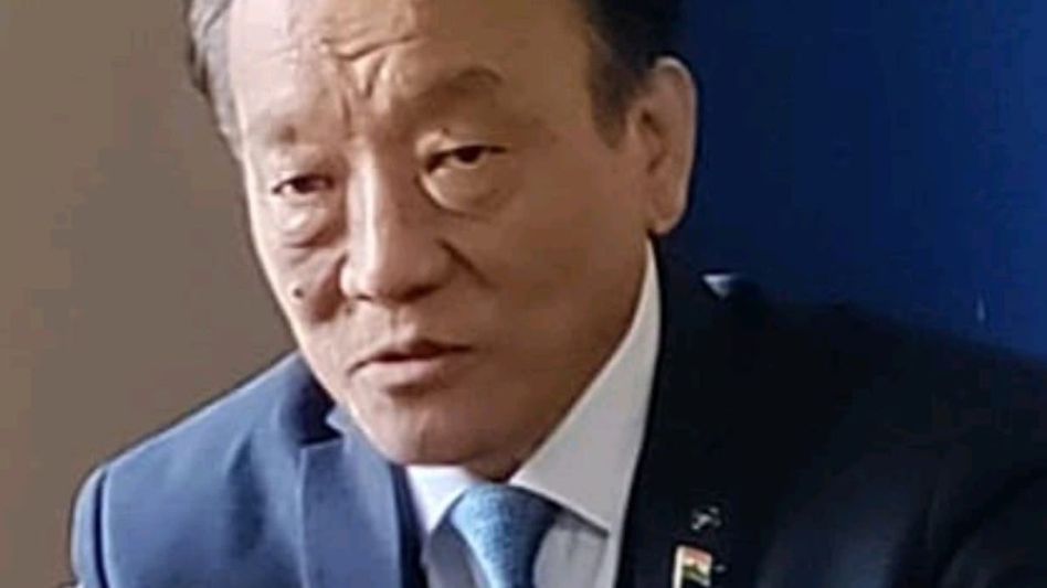 Tribal leader Tseten Tashi Bhutia rejects Sikkim-Darjeeling merger proposal Tribal leader Tseten Tashi Bhutia rejects Sikkim-Darjeeling merger proposal