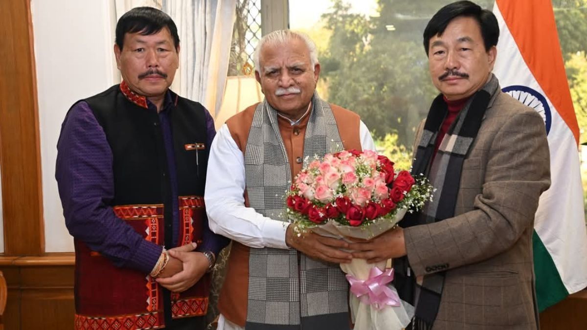 Arunachal MP meets union minister Manohar Lal Khattar to discuss smart city development for Pasighat