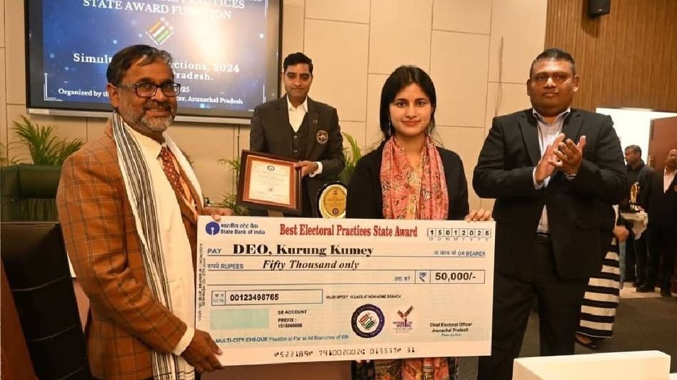 Arunachal: IAS Vishakha Yadav honoured with 'Best Preventive State' award from State Election Commission   Arunachal: IAS Vishakha Yadav honoured with 'Best Preventive State' award from State Election Commission