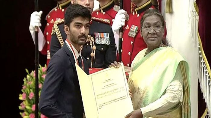 Manu Bhaker, Gukesh, Harmanpreet, Praveen receive Khel Ratna awards