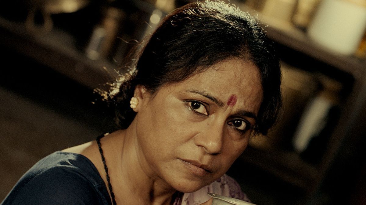 ‘Ansuni Chinkhe’ wins big at JIFF; Seema Biswas bags best actress award ‘Ansuni Chinkhe’ wins big at JIFF; Seema Biswas bags best actress award