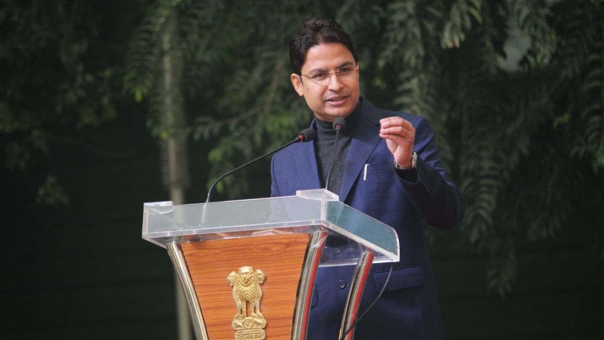 Darjeeling MP joins celebration of northeast culture hosted by Kiren Rijiju 