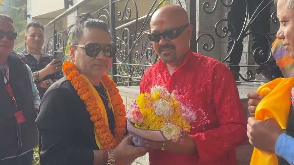 Kailash Kher arrives in Sikkim for live performance at Makar Sankranti Maghey Mela 2025 Kailash Kher arrives in Sikkim for live performance at Makar Sankranti Maghey Mela 2025