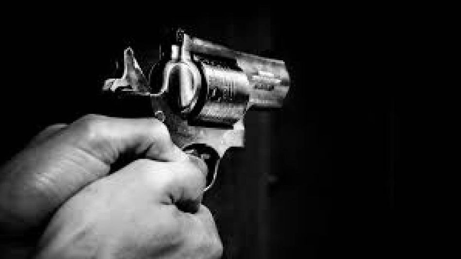 Assam: Burglar injured in police firing during escape attempt in Guwahati Assam: Burglar injured in police firing during escape attempt in Guwahati