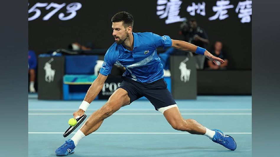Novak Djokovic enters Australian Open semis, defeats Carlos Alcaraz Novak Djokovic enters Australian Open semis, defeats Carlos Alcaraz