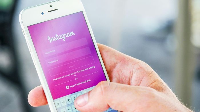 Meta under fire for Instagram auto-refollow issue with accounts linked to Trump administration