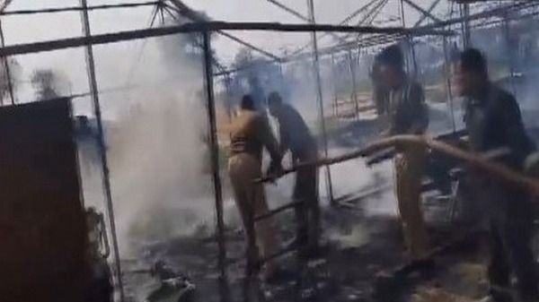 Fire breaks out at tents in Prayagraj's Chatnag Ghat area
