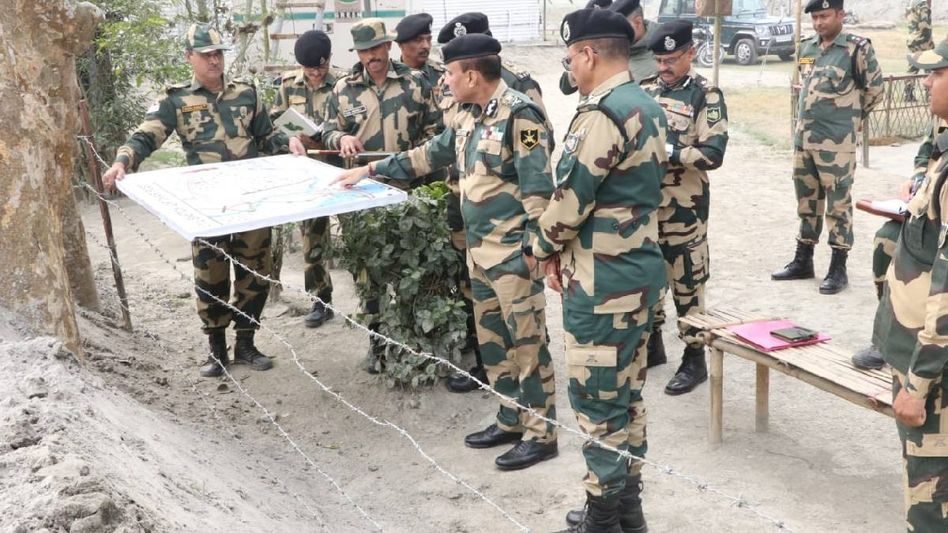 Assam: ADG BSF reviews border security measures along Indo-Bangladesh border Assam: ADG BSF reviews border security measures along Indo-Bangladesh border