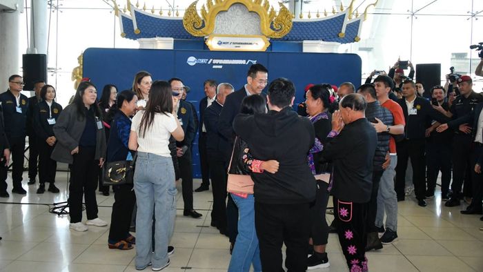 Five Thai nationals freed by Hamas return home to Thailand