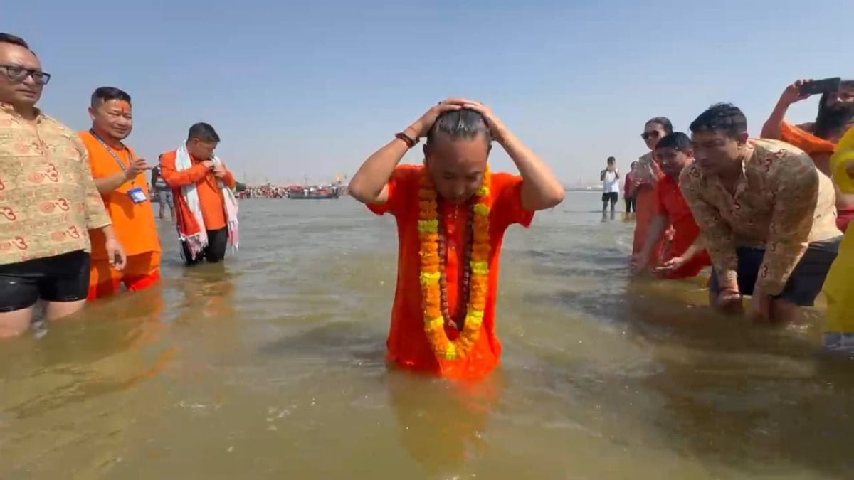"Truly blessed": Sikkim CM takes holy dip at Triveni Sangam