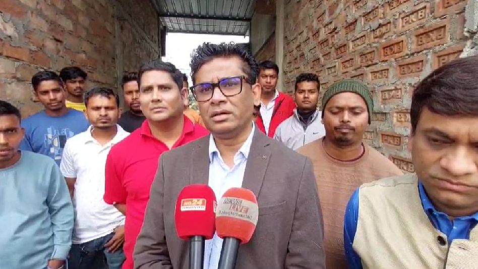 TMC leader Dulu Ahmed slams Assam CM over allegations against Gaurav Gogoi’s wife, accuses BJP and Congress of ‘dirty politics’ TMC leader Dulu Ahmed slams Assam CM over allegations against Gaurav Gogoi’s wife, accuses BJP and Congress of ‘dirty politics’