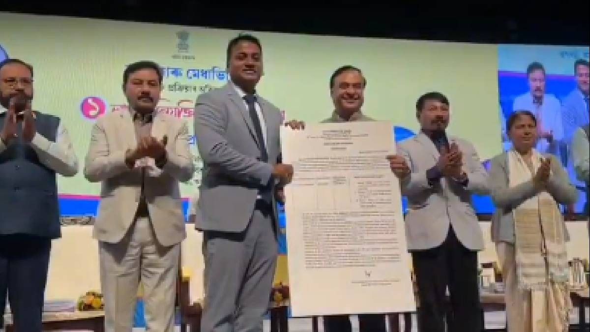 Assam CM reaffirms transparent hiring, distributes appointment letters to 564 CCE 2023 candidates
