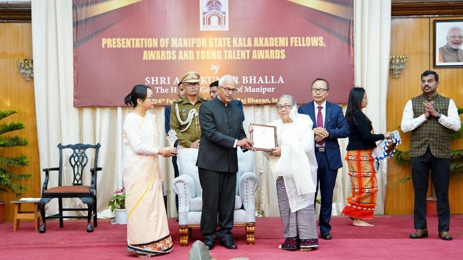 Manipur Governor honours distinguished personalities at MSKA award ceremony in Imphal Manipur Governor honours distinguished personalities at MSKA award ceremony in Imphal