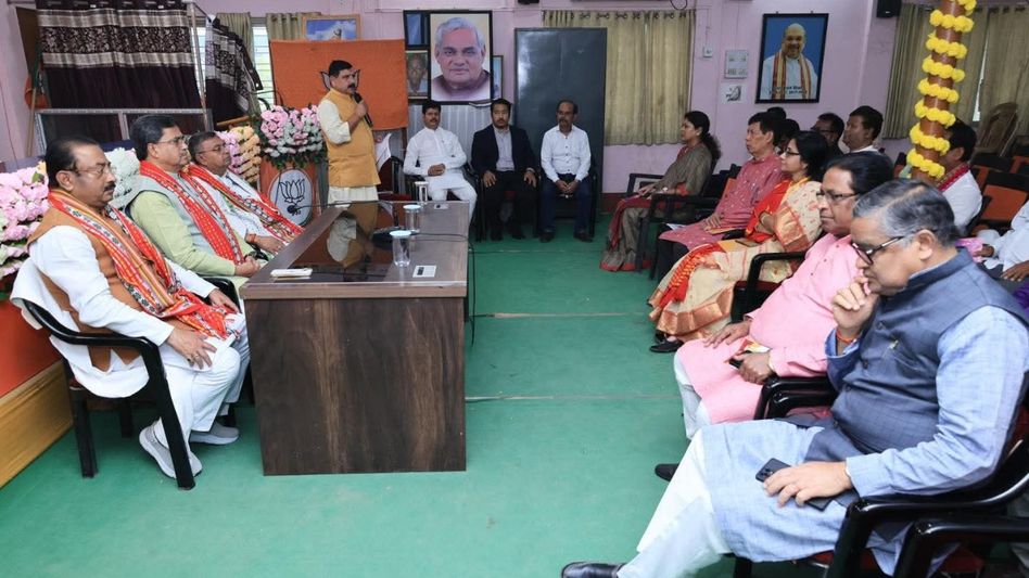 Tripura BJP holds key meeting to strategize future, strengthen organization Tripura BJP holds key meeting to strategize future, strengthen organization