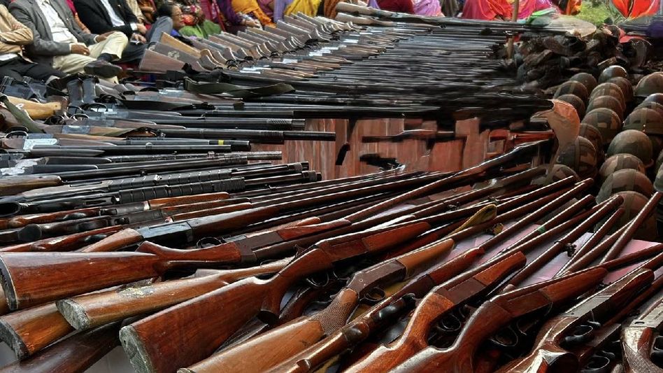 Manipur's Arambai Tenggol surrendered weapons 'to gain sympathy': Kuki-Zo organisations Manipur's Arambai Tenggol surrendered weapons 'to gain sympathy': Kuki-Zo organisations