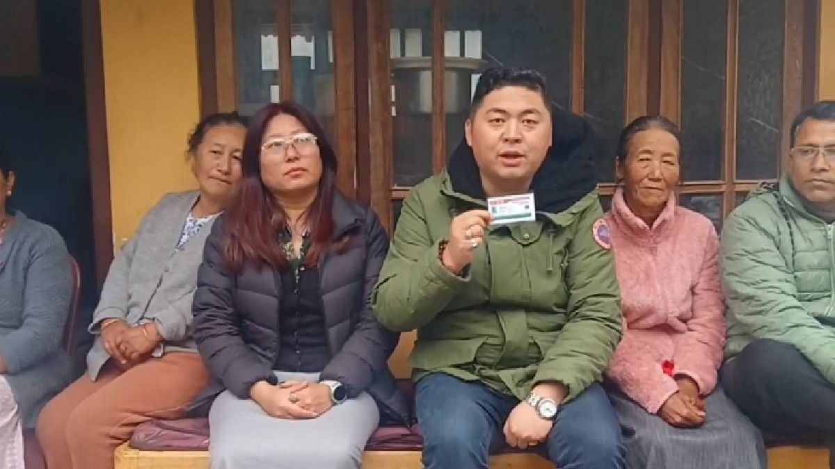 Sikkim BJP leader promotes Ayushman Bharat Scheme in Ankuchen village