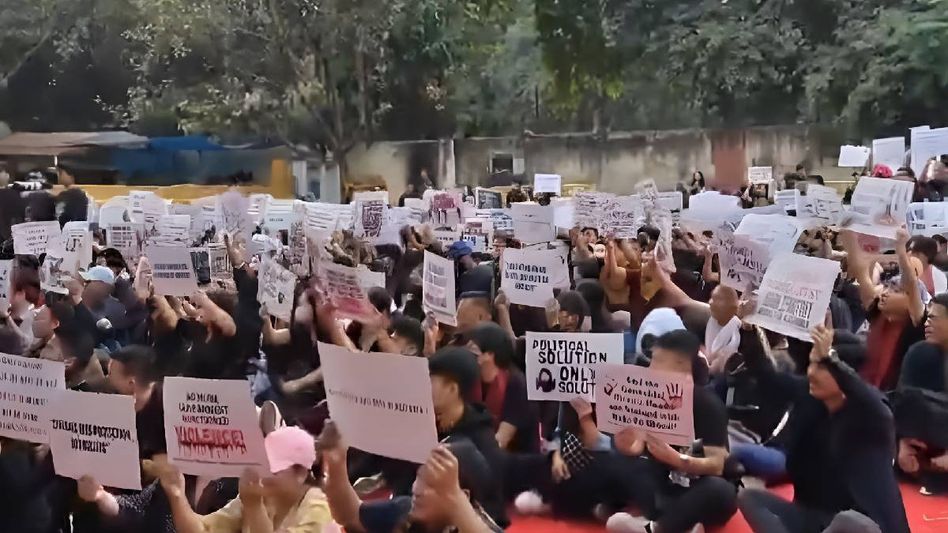Manipur's Kuki-Zo groups demand separate Union Territory, stage demonstration in New Delhi Manipur's Kuki-Zo groups demand separate Union Territory, stage demonstration in New Delhi