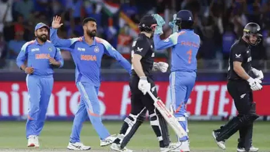 India beat New Zealand by 44 runs, to face Australia in ICC Champions Trophy semifinal clash India beat New Zealand by 44 runs, to face Australia in ICC Champions Trophy semifinal clash