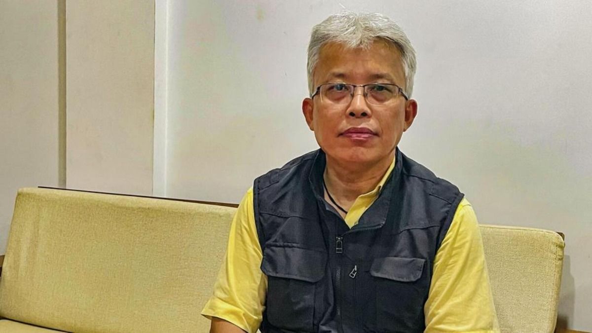 Manipur Lok Sabha MP Bimol discusses current situation in state with Governor Bhalla
