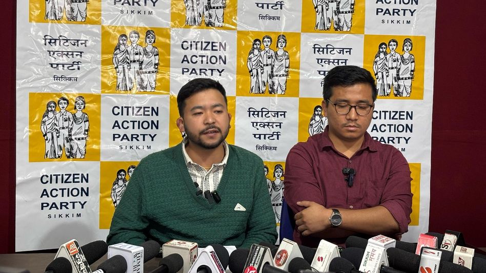 Sikkim: Citizen Action Party opposes Rs 50 tourist entry fee, calls for rollback Sikkim: Citizen Action Party opposes Rs 50 tourist entry fee, calls for rollback