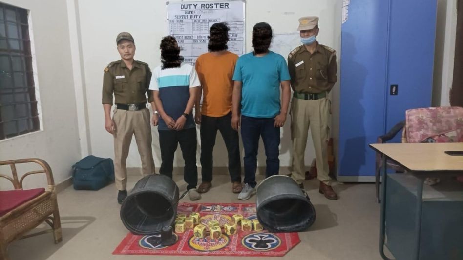 Arunachal: Pasighat police crackdown on illegal gambling, 3 arrested Arunachal: Pasighat police crackdown on illegal gambling, 3 arrested