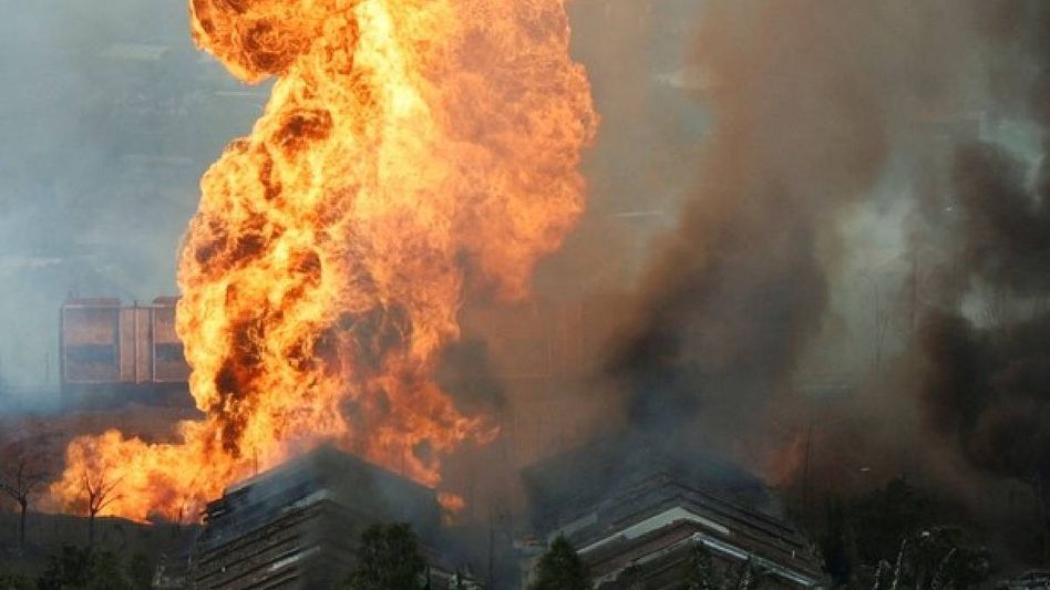 Gas pipeline explosion in Malaysia’s Selangor injures over 100 people Gas pipeline explosion in Malaysia’s Selangor injures over 100 people