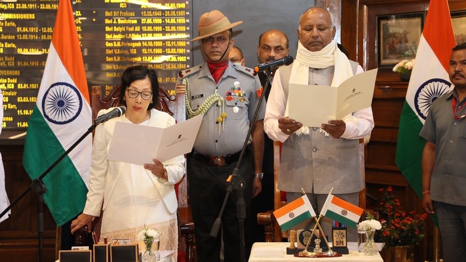 Former Meghalaya Chief Secretary sworn in as Chief Information Commissioner Former Meghalaya Chief Secretary sworn in as Chief Information Commissioner