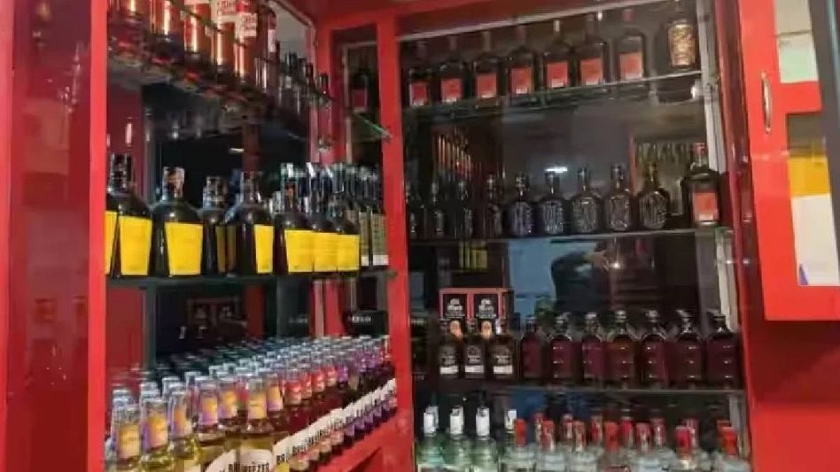 New booze timings in Guwahati: Liquor shops to remain open till 11 pm New booze timings in Guwahati: Liquor shops to remain open till 11 pm