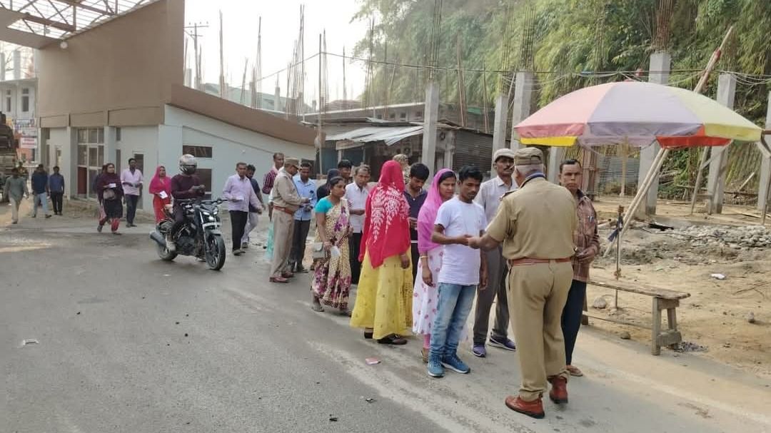 Arunachal border towns face intensive ILP checks; Banderdewa police enforce daily inspections Arunachal border towns face intensive ILP checks; Banderdewa police enforce daily inspections