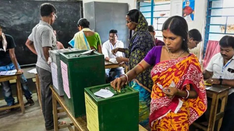 Assam: May 2 and 7 declared public holidays for Panchayat Polls Assam: May 2 and 7 declared public holidays for Panchayat Polls