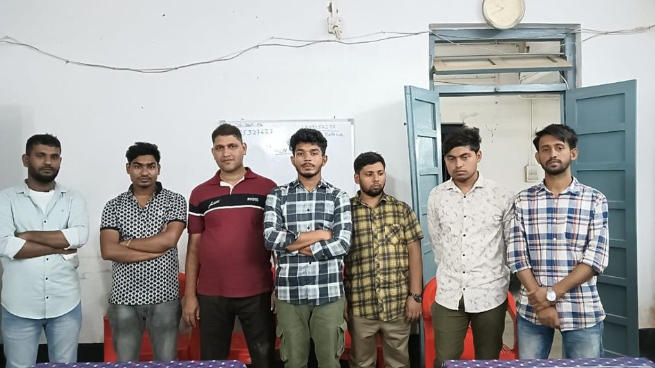 Tripura court sends seven Bangladeshi nationals to 12 days judicial custody Tripura court sends seven Bangladeshi nationals to 12 days judicial custody
