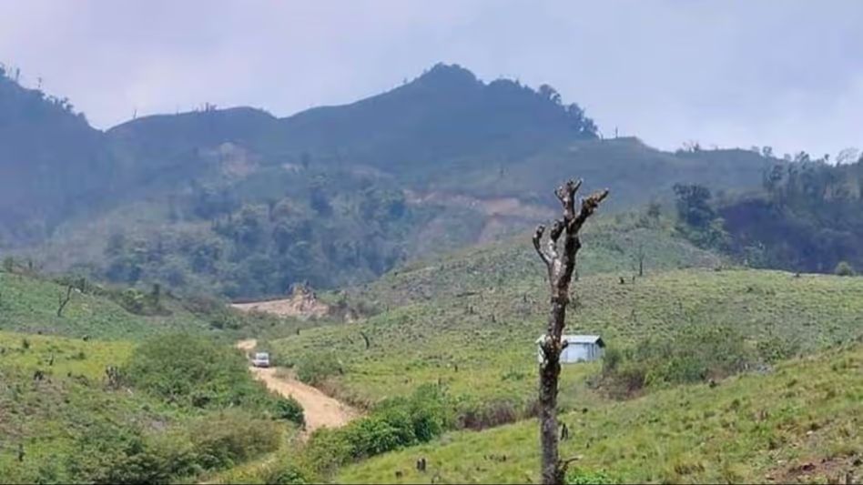 Meiteis abort Manipur's Thangjing hills pilgrimage amid objection from Kukis Meiteis abort Manipur's Thangjing hills pilgrimage amid objection from Kukis