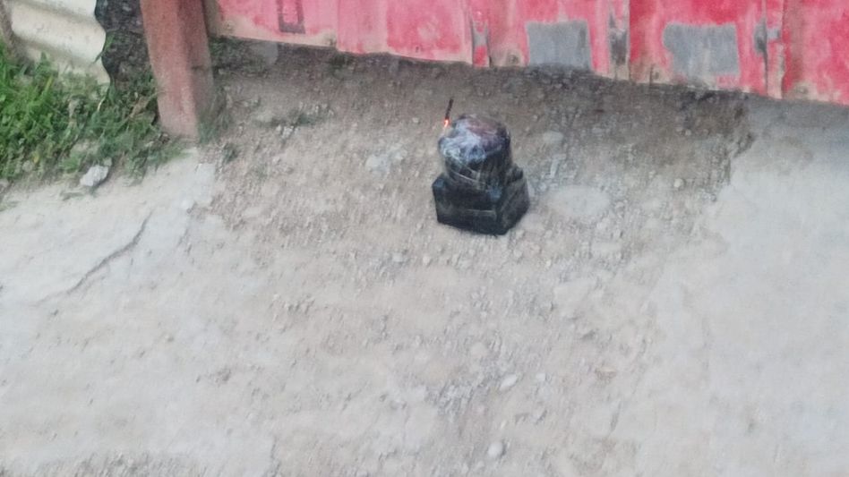 Manipur: Suspected explosive device found outside a residence in Khergao, police begin investigation Manipur: Suspected explosive device found outside a residence in Khergao, police begin investigation