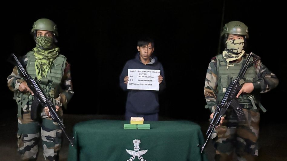 Heroin worth Rs 27.75 lakh seized by Assam Rifles, police in Zokhawthar Heroin worth Rs 27.75 lakh seized by Assam Rifles, police in Zokhawthar