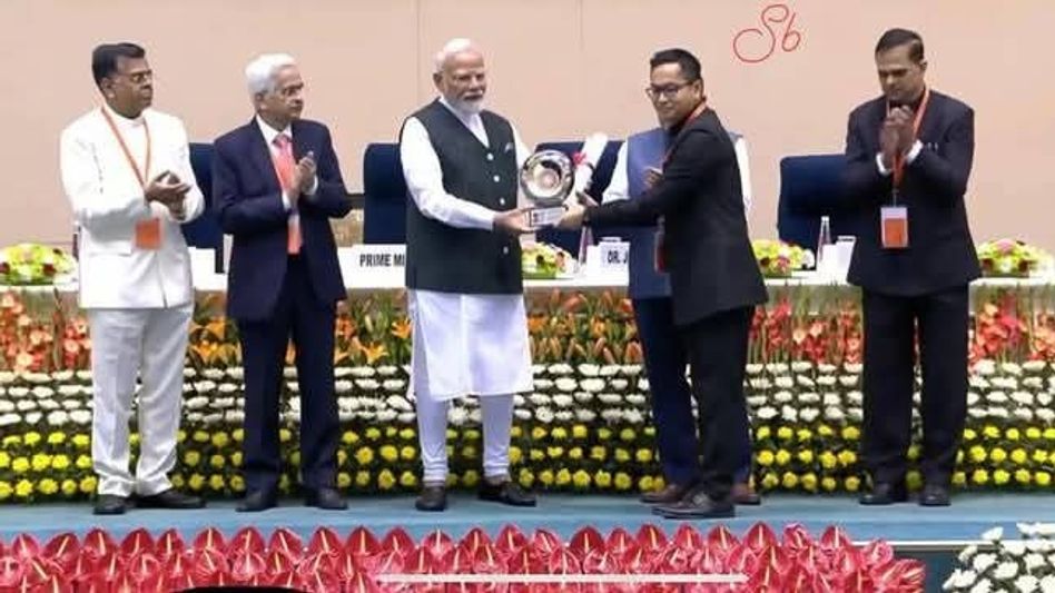 Tripura's Gomati district awarded for excellent public administration Tripura's Gomati district awarded for excellent public administration