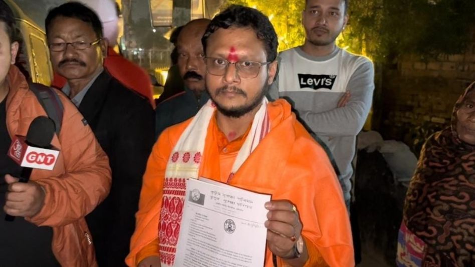Assam Hindu body demands Quran to be isolated from society, issues 72-hour ultimatum to Muslim bodies Assam Hindu body demands Quran to be isolated from society, issues 72-hour ultimatum to Muslim bodies