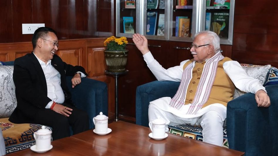 Sikkim CM discusses state's ongoing development schemes with Union Minister Khattar Sikkim CM discusses state's ongoing development schemes with Union Minister Khattar