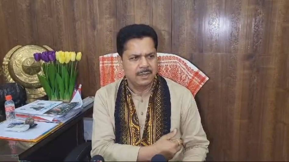 Assam: APCC chief Bhupen Borah alleges secret nexus between Akhil Gogoi and BJP leaders Assam: APCC chief Bhupen Borah alleges secret nexus between Akhil Gogoi and BJP leaders
