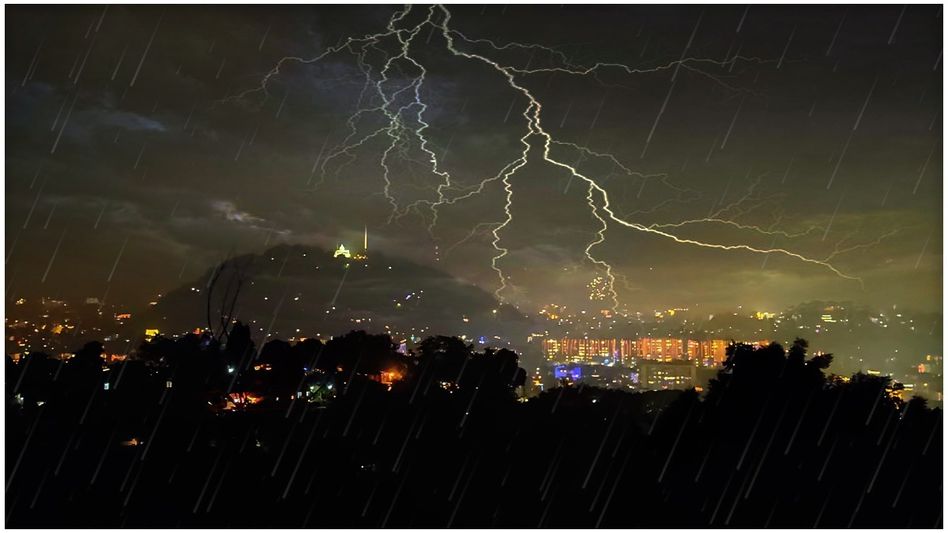 IMD alert: Thunderstorm, lightning likely in Guwahati in next 3 hours IMD alert: Thunderstorm, lightning likely in Guwahati in next 3 hours