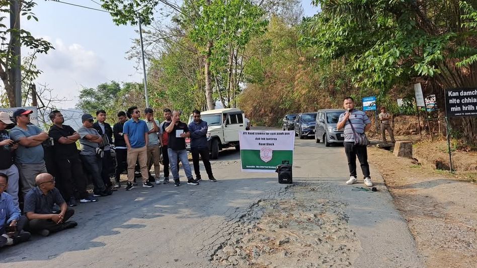 Mizo Zirlai Pawl calls off ATL road blockade after Rs 58.99 crore additional sanction Mizo Zirlai Pawl calls off ATL road blockade after Rs 58.99 crore additional sanction
