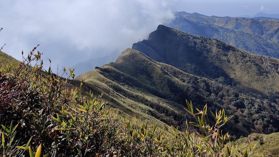 Telangana mountaineer climbs Manipur’s Mount Iso to raise awareness against drug abuse, betting apps Telangana mountaineer climbs Manipur’s Mount Iso to raise awareness against drug abuse, betting apps