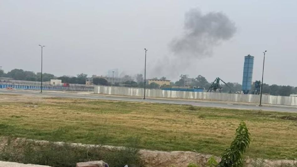 India targets Pakistan's air defence radars, 'neutralises' system at Lahore India targets Pakistan's air defence radars, 'neutralises' system at Lahore